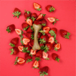 Osso para Cão em Madeira para Roer - Morango - Dashi Fruity Bones - M - Image 3